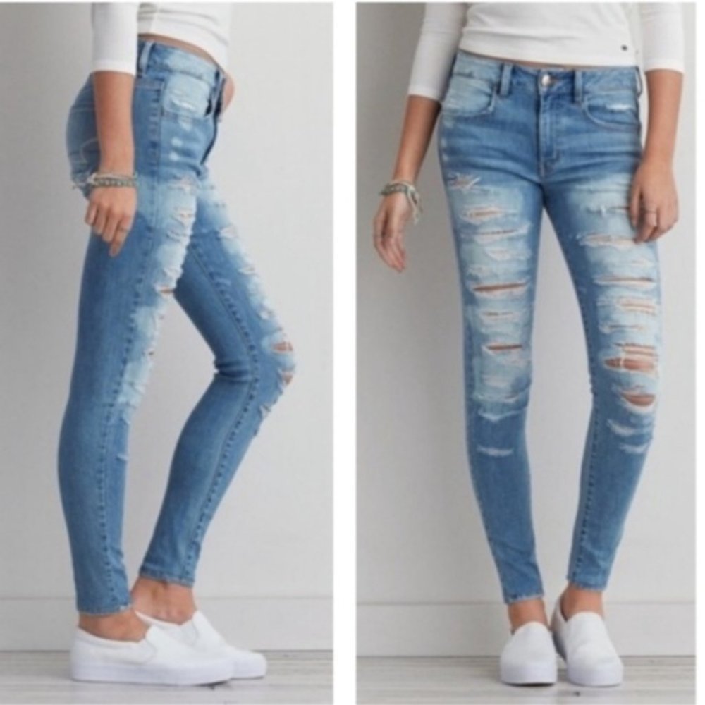 AEO light wash destroyed hi-rise jegging